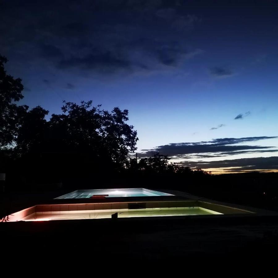 Domaine De Lascaux Bed & Breakfast Montignac-Lascaux Dış mekan fotoğraf