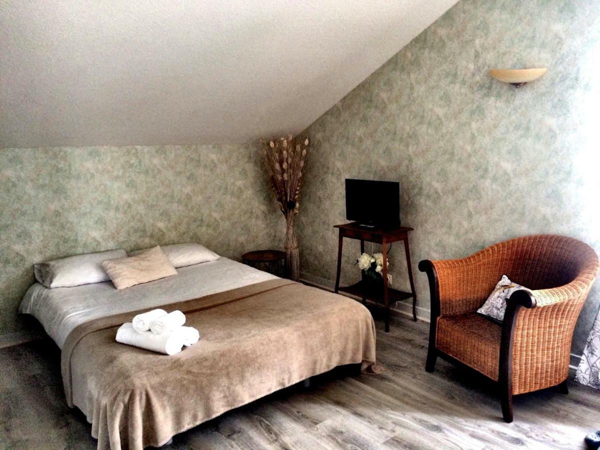 Domaine De Lascaux Bed & Breakfast Montignac-Lascaux Dış mekan fotoğraf