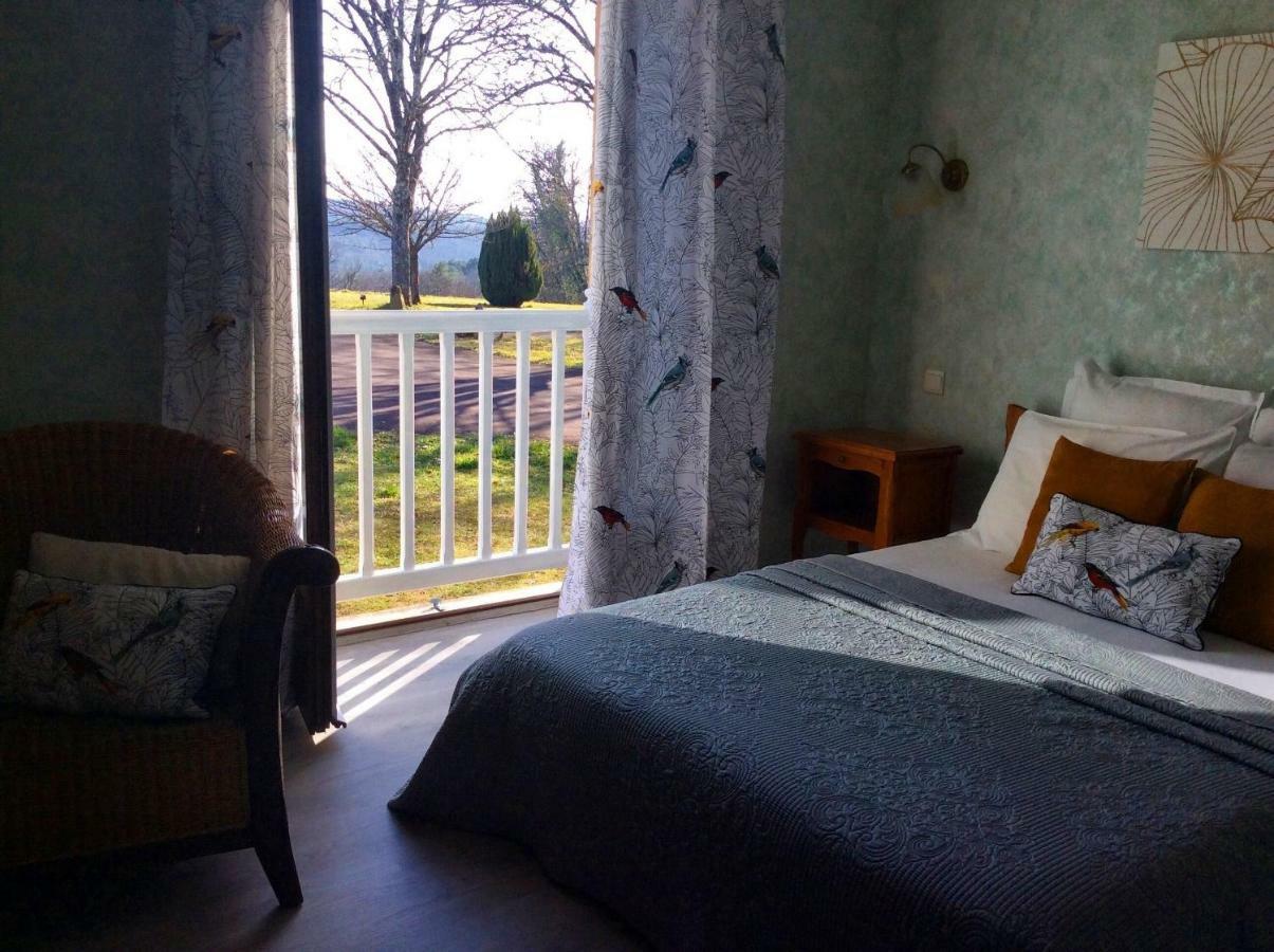 Domaine De Lascaux Bed & Breakfast Montignac-Lascaux Dış mekan fotoğraf